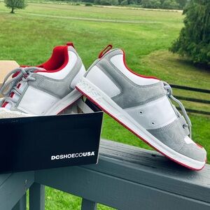 Men’s DC sneakers size 13 grey white skateboard street athletic shoes
